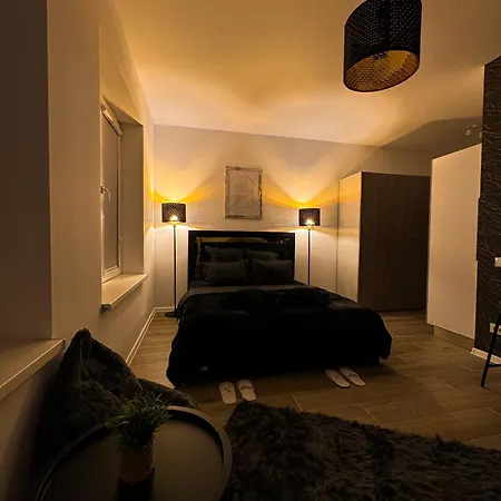 Elegant Escape *